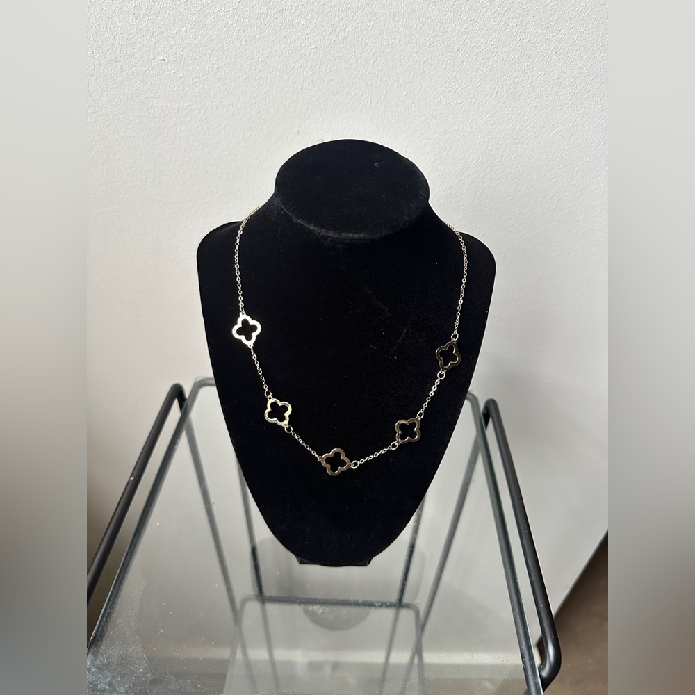 Gold Tone Quatrefoil Clover Station Necklace Openwork Charm Adjustable Chain